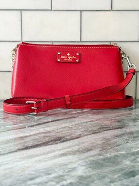 Kate Spade Wellesley Byrd Red Y2K Leather Crossbody Clutch